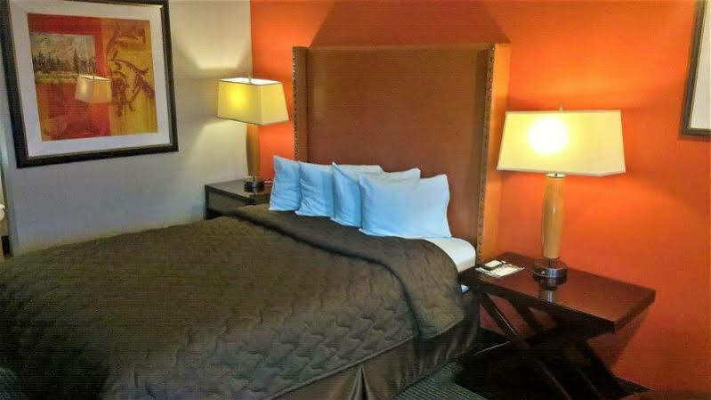 Pepper Tree Inn Beaverton Luaran gambar
